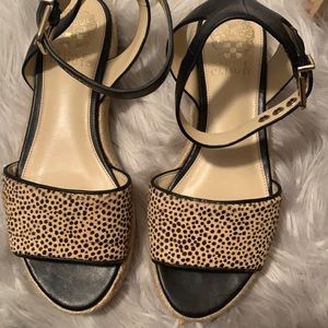 Vince Camuto platform